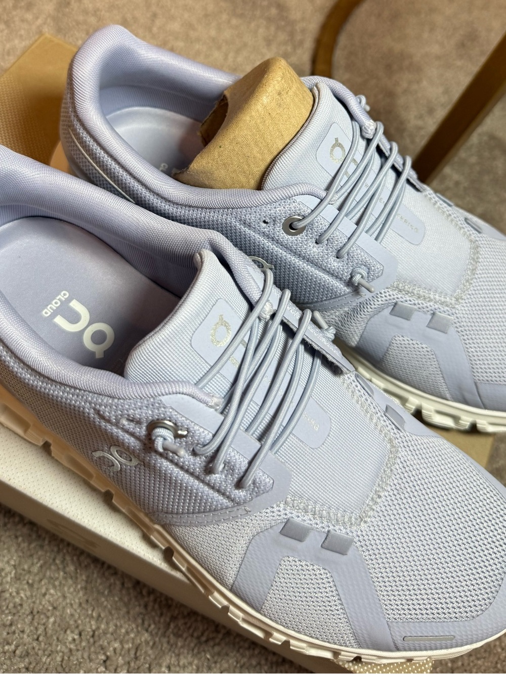 On Cloud 6 Women's Sneakers - Picture 6 of 7